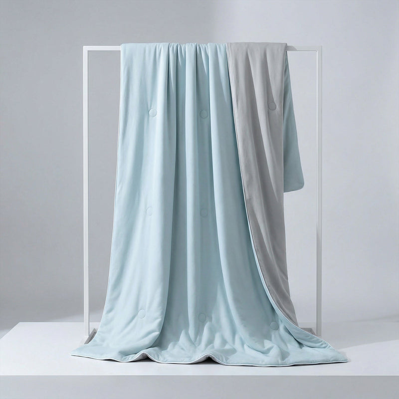 Reversible Ice Cooling Comforter